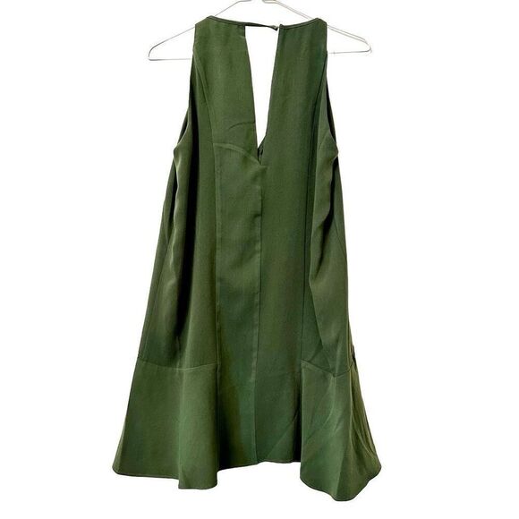 Parker Sleeveless Cutout Back Grommet Flared Hem Shift Mini Dress Green Medium - Picture 2 of 4